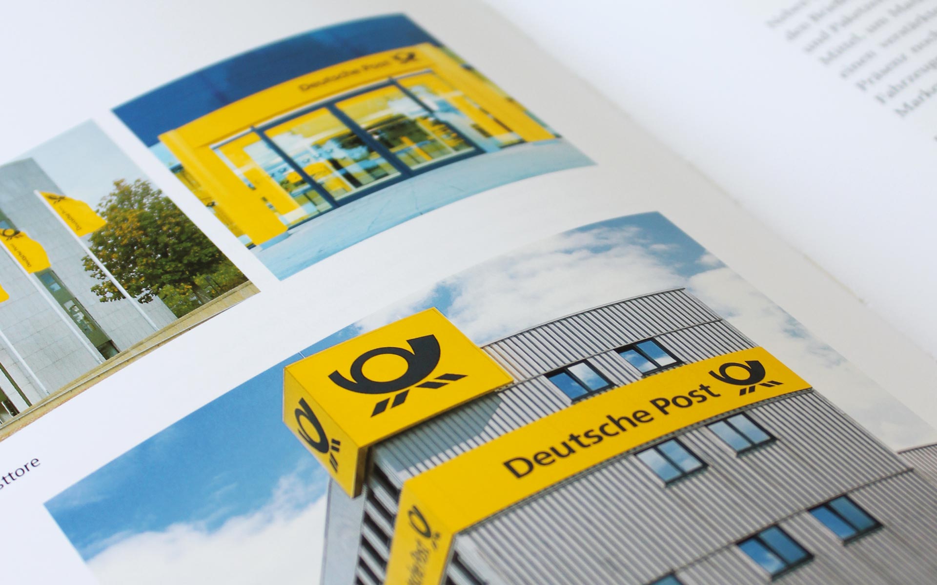 Leit- und Orientierungssysteme, Signaletik, Deutsche Post AG Corporate Design 1996 – 2005